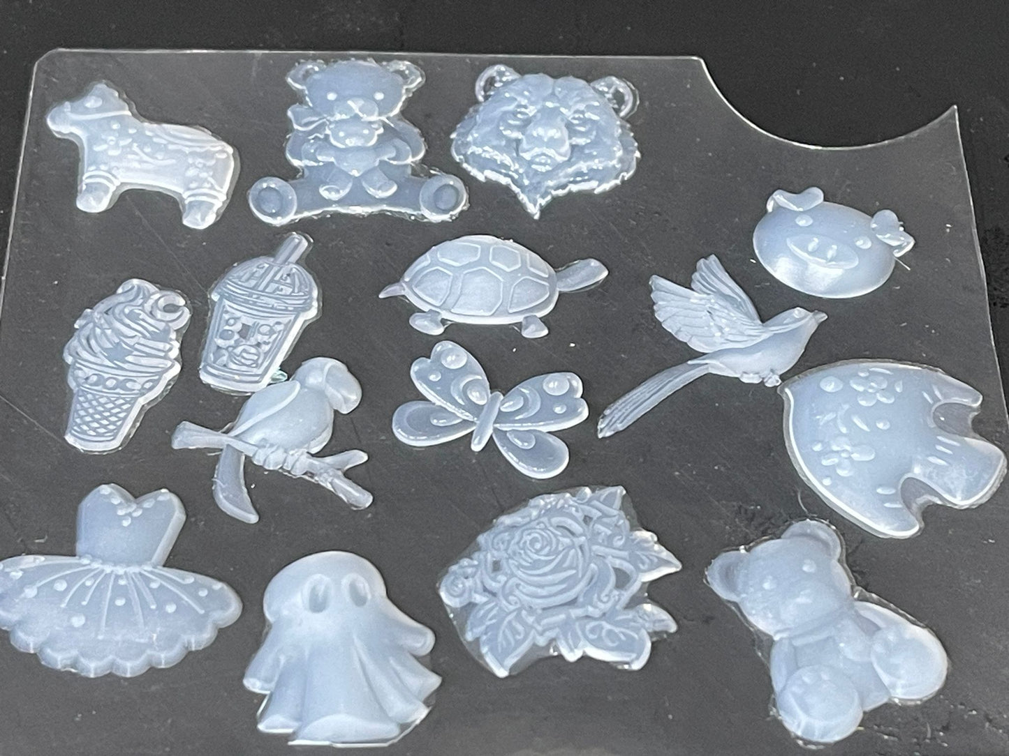 Set of 15 tiny, borderless, silicone inlays
