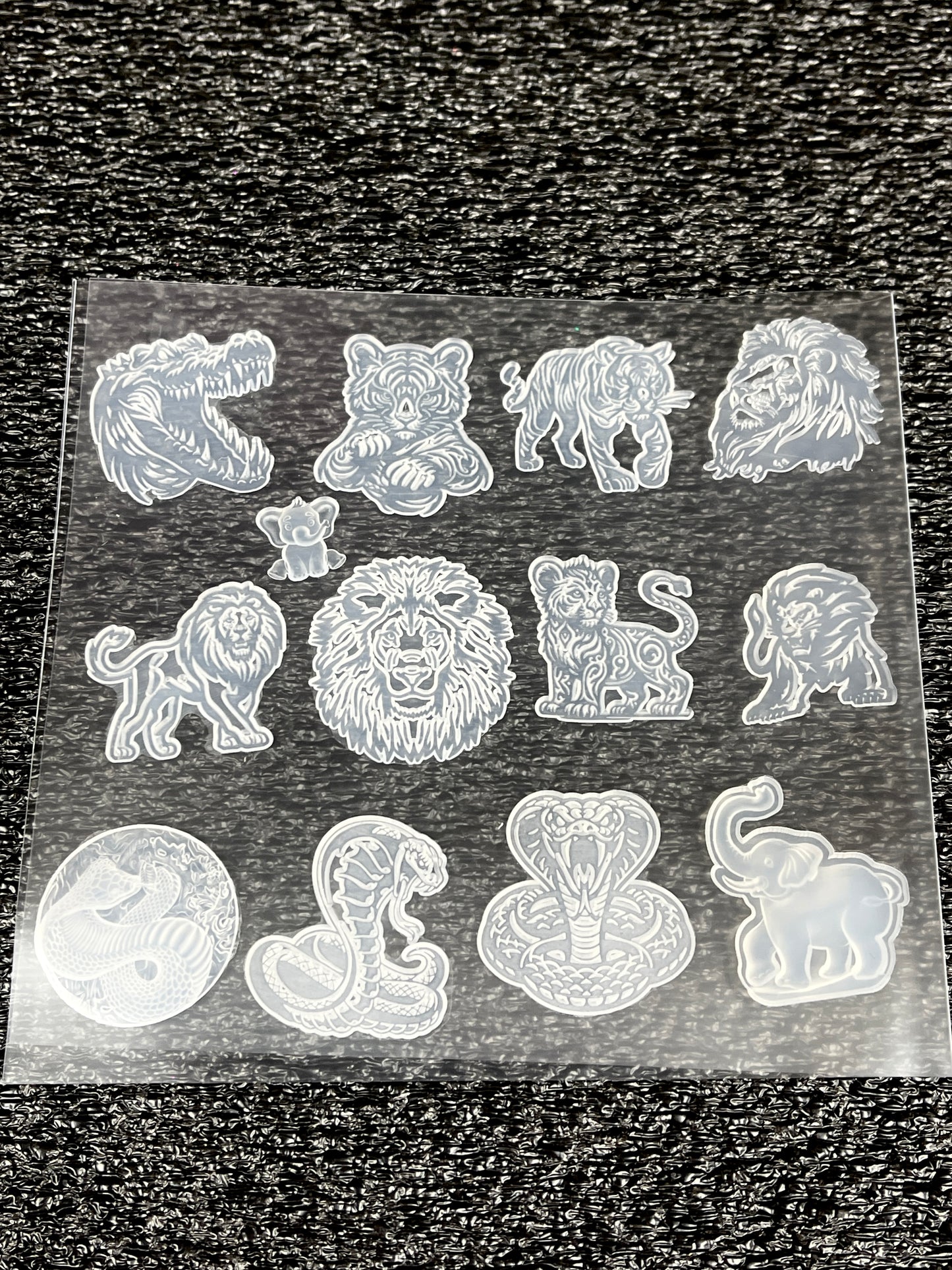 Set of 12 Tiny Safari Silicone Inlays with Bonus Micro Elephant