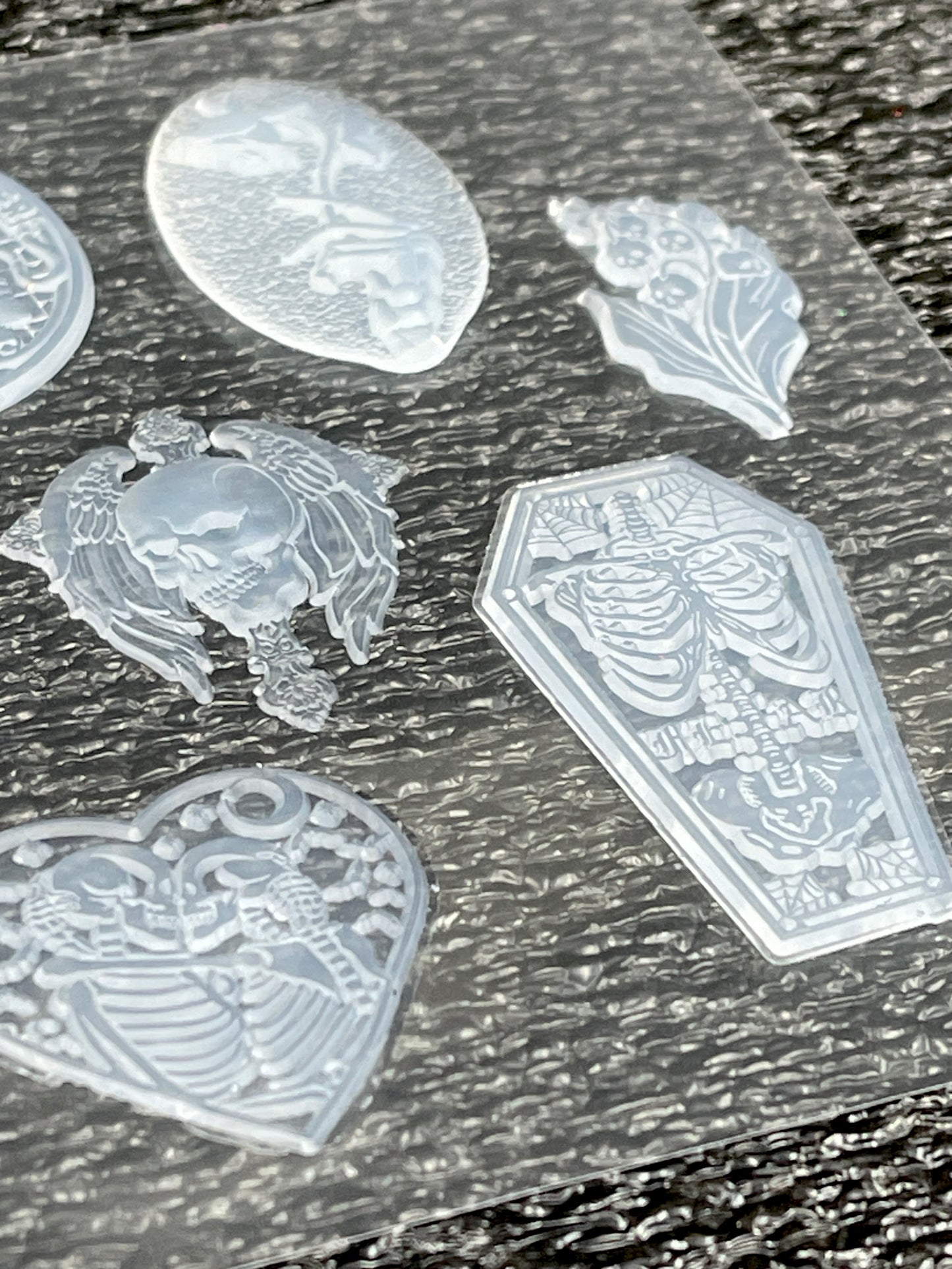 Dragon Collection Minuscules incrustations en silicone