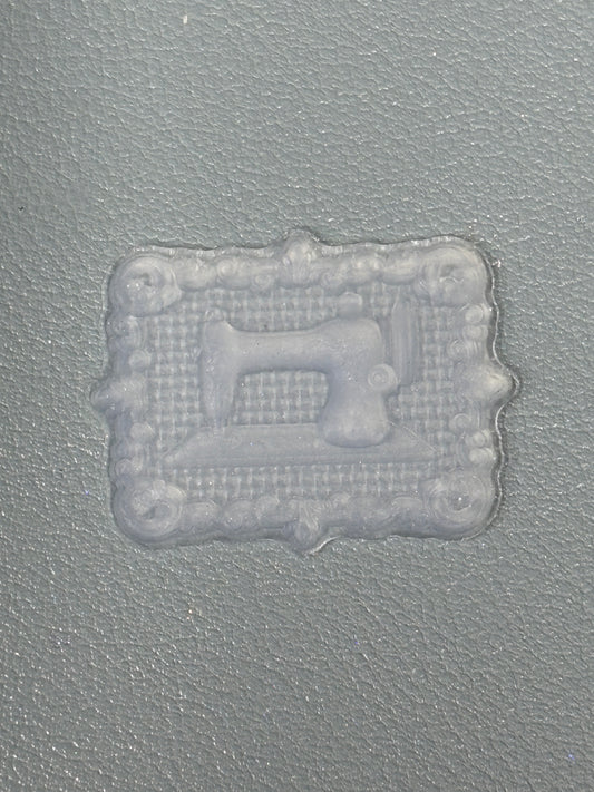 Sewing Machine with Border